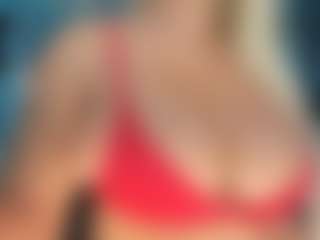 adrianna777's Live Sex Cam Show