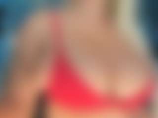 adrianna777's Live Sex Cam Show