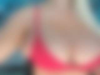 adrianna777's Live Sex Cam Show