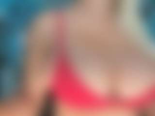 adrianna777's Live Sex Cam Show