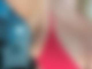adrianna777's Live Sex Cam Show