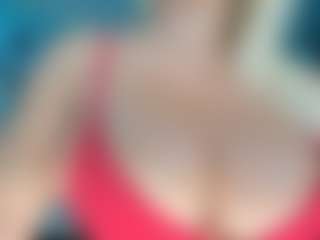 adrianna777's Live Sex Cam Show