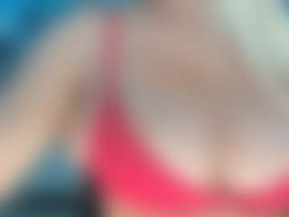 adrianna777's Live Sex Cam Show