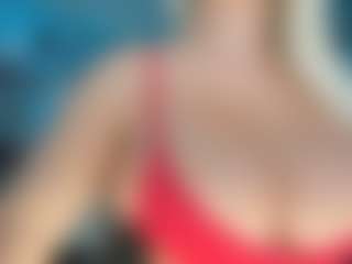 adrianna777's Live Sex Cam Show