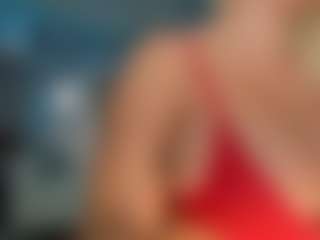adrianna777's Live Sex Cam Show