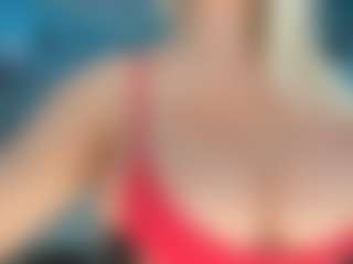 adrianna777's Live Sex Cam Show