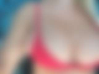 adrianna777's Live Sex Cam Show