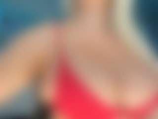 adrianna777's Live Sex Cam Show