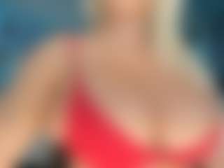 adrianna777's Live Sex Cam Show