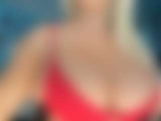 adrianna777's Live Sex Cam Show