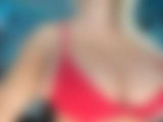 adrianna777's Live Sex Cam Show