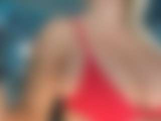 adrianna777's Live Sex Cam Show