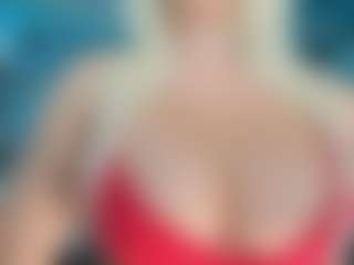 adrianna777's Live Sex Cam Show