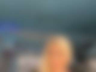 adrianna777's Live Sex Cam Show