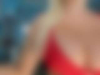 adrianna777's Live Sex Cam Show