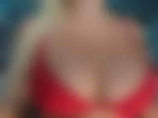 adrianna777's Live Sex Cam Show