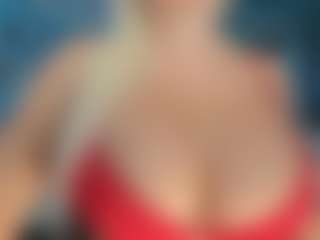 adrianna777's Live Sex Cam Show