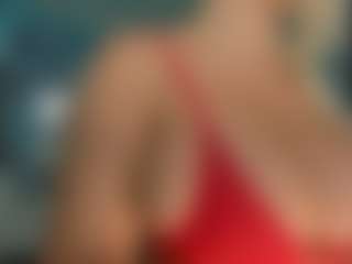 adrianna777's Live Sex Cam Show