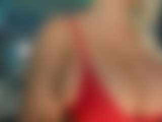 adrianna777's Live Sex Cam Show