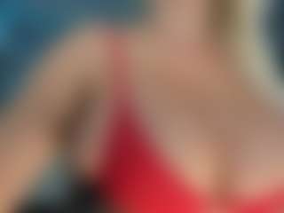 adrianna777's Live Sex Cam Show