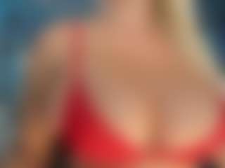 adrianna777's Live Sex Cam Show