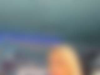 adrianna777's Live Sex Cam Show