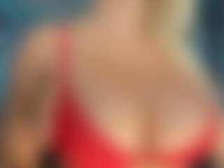 adrianna777's Live Sex Cam Show