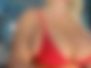 adrianna777's Live Sex Cam Show