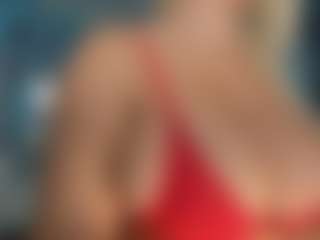 adrianna777's Live Sex Cam Show