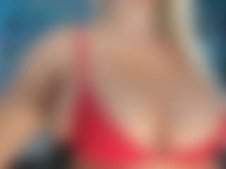 adrianna777's Live Sex Cam Show