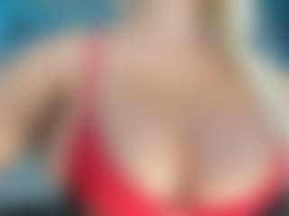 adrianna777's Live Sex Cam Show