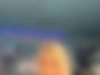 adrianna777's Live Sex Cam Show