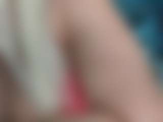 adrianna777's Live Sex Cam Show