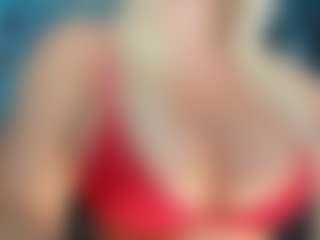 adrianna777's Live Sex Cam Show