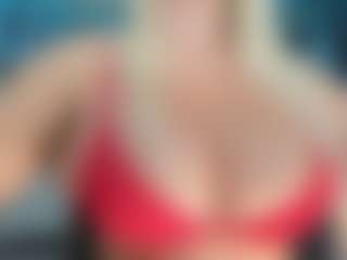 adrianna777's Live Sex Cam Show