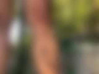 adrianna777's Live Sex Cam Show