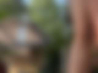 adrianna777's Live Sex Cam Show