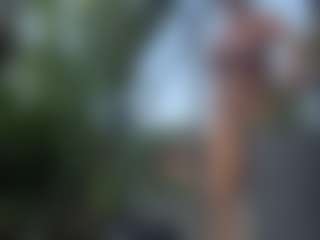adrianna777's Live Sex Cam Show