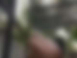 adrianna777's Live Sex Cam Show