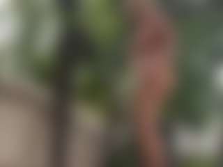 adrianna777's Live Sex Cam Show