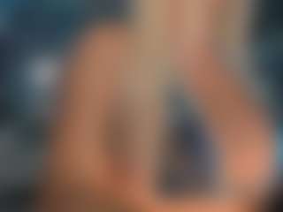 adrianna777's Live Sex Cam Show