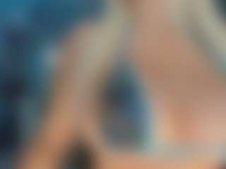 adrianna777's Live Sex Cam Show