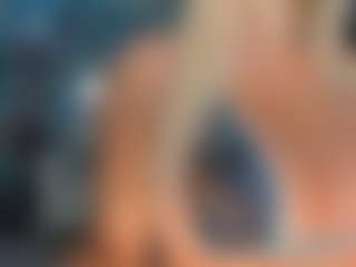 adrianna777's Live Sex Cam Show