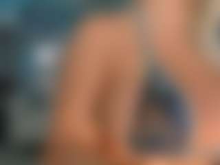 adrianna777's Live Sex Cam Show