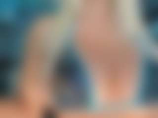 adrianna777's Live Sex Cam Show