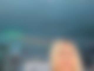 adrianna777's Live Sex Cam Show