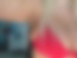 adrianna777's Live Sex Cam Show