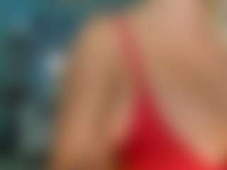 adrianna777's Live Sex Cam Show