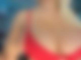 adrianna777's Live Sex Cam Show