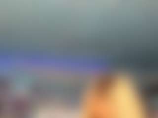 adrianna777's Live Sex Cam Show